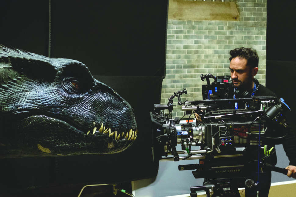 DIRECTOR J.A. BAYONA AND THE INDORAPTOR | UNIVERSAL PICTURES