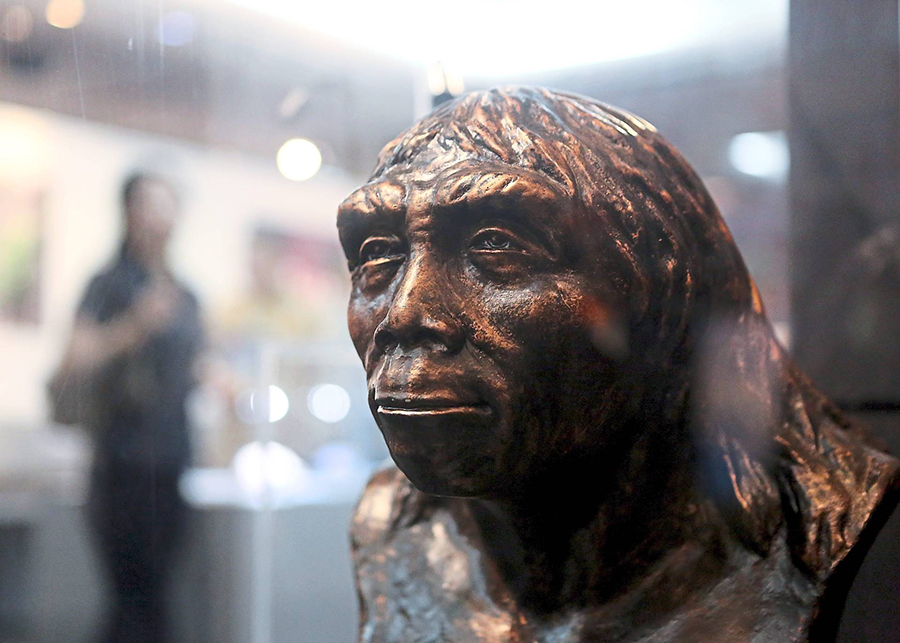 Global paleontologists gathered in Beijing to mark the 90th anniversary of the discovery of the first skull of Peking Man (pic), the homo erectus that lived in the suburbs of today’s capital of China about 700,000 years ago.